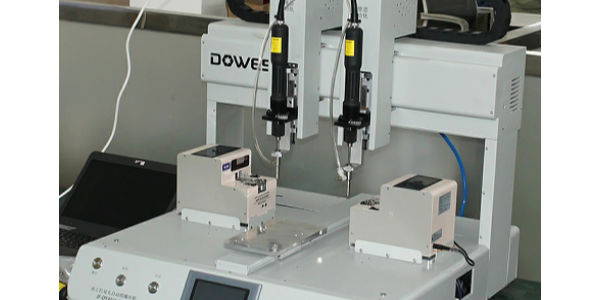 這樣的桌面式螺絲機，愛了愛了-堅豐股份